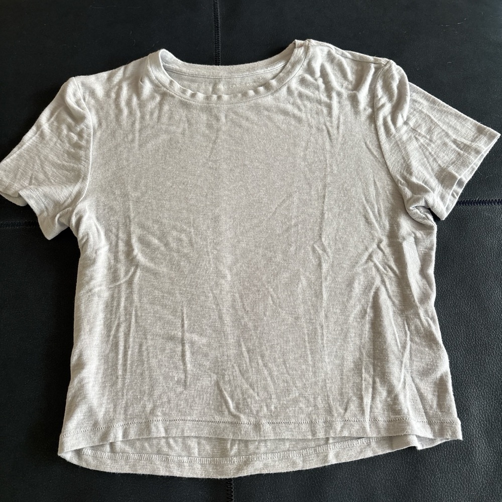 American Eagle Outfitters Short Sleeve Tee - Light Beige